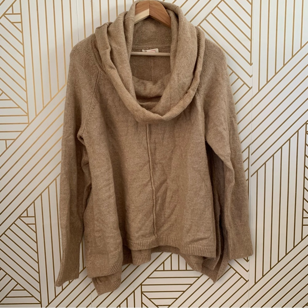 ☘️ 3/$30 For Thee Alpaca blend Cowl Neck Side slit Sweater ribbed hems back XL